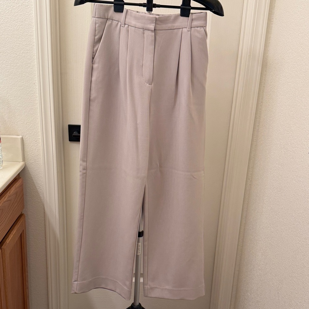 Abercrombie & Fitch Wide Leg Pants in Light Taupe